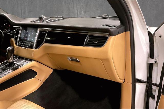 2018 Porsche Macan Base