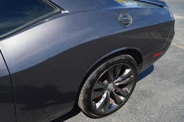 2014 Dodge Challenger SRT8