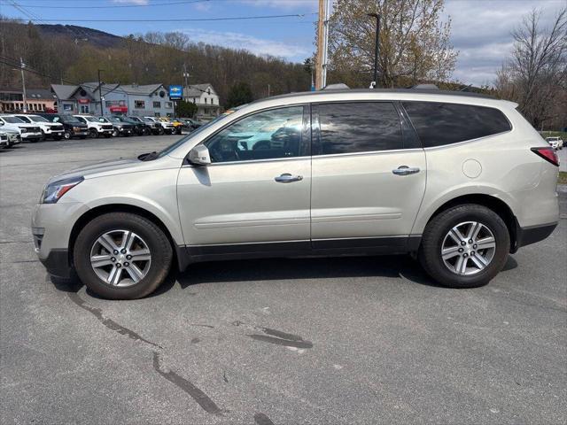 2017 Chevrolet Traverse 2LT
