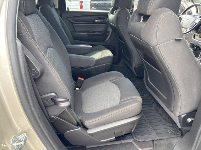 2017 Chevrolet Traverse 2LT
