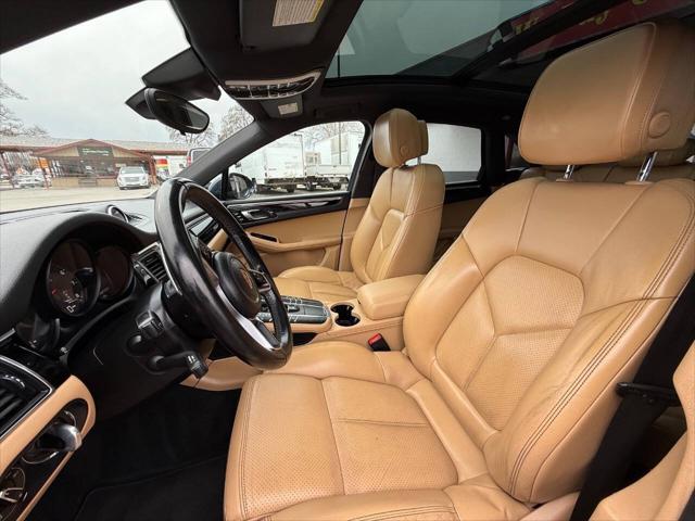 2018 Porsche Macan Base AWD 4dr SUV