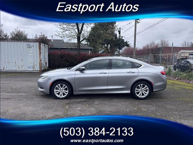 2016 Chrysler 200 Limited
