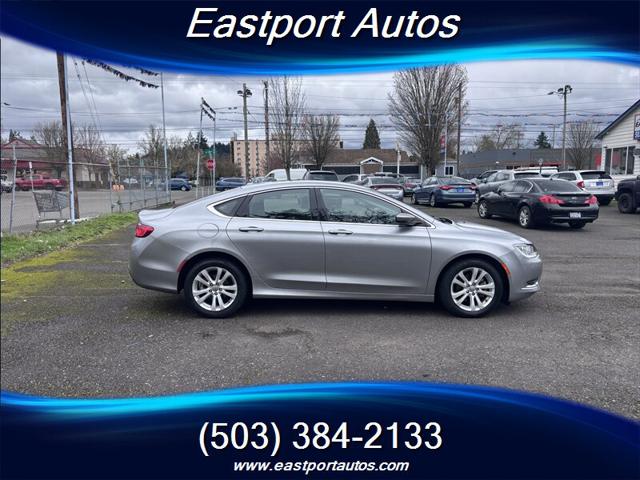 2016 Chrysler 200 Limited