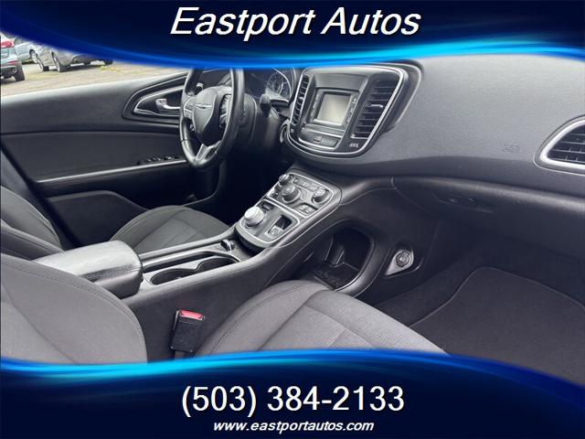 2016 Chrysler 200 Limited