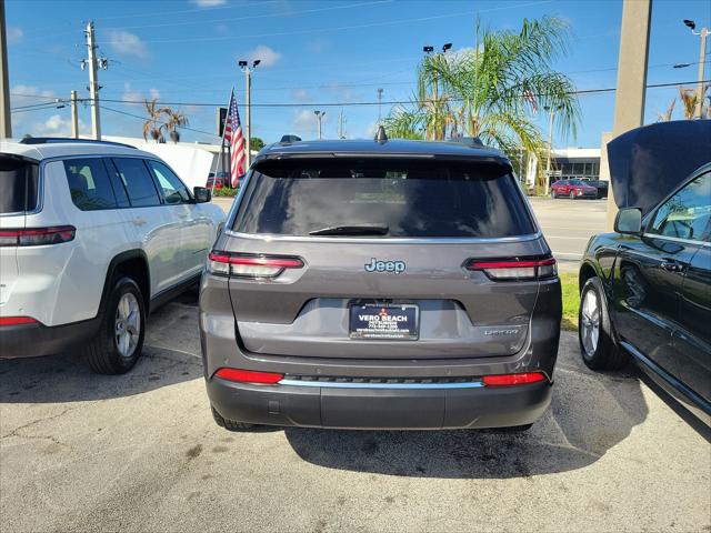 2023 Jeep Grand Cherokee L Laredo 4x2