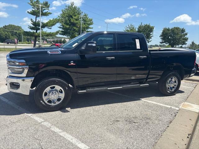 2026 Ram 2500 Tradesman Crew Cab 4x4 64 Box