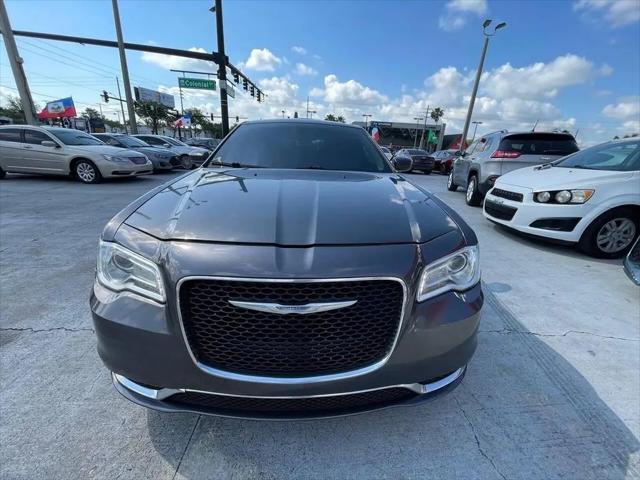 2016 Chrysler 300 Limited for sale in Miami, FL