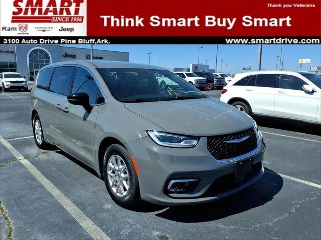 2025 Chrysler Pacifica Select for sale in Pine Bluff, AR