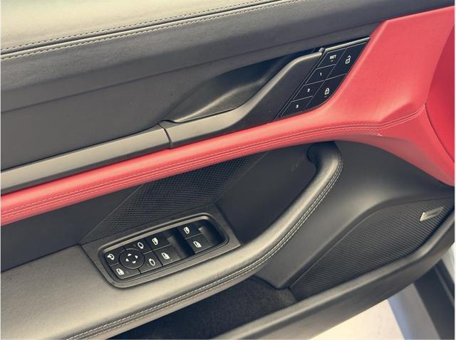 2023 Porsche Taycan 4S