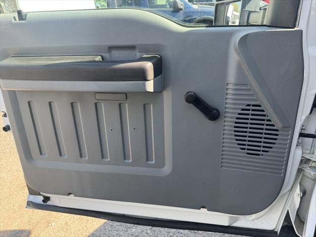 2012 Ford F-550 XL