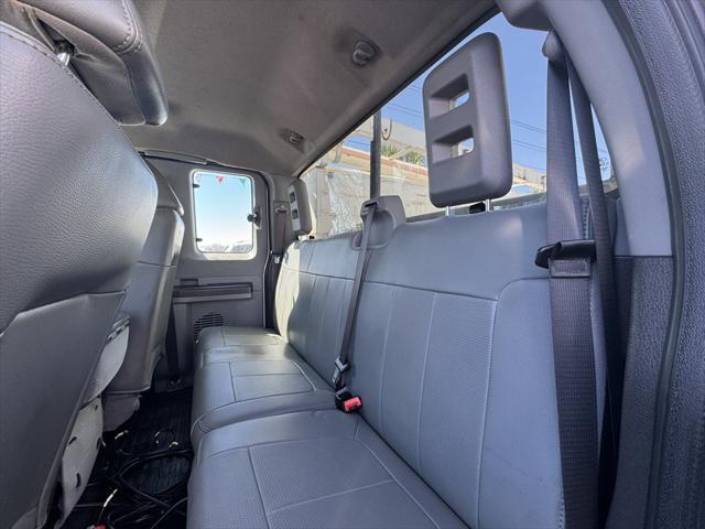 2012 Ford F-550 XL