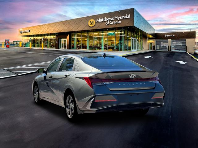 2026 Hyundai Elantra SEL Sport Premium