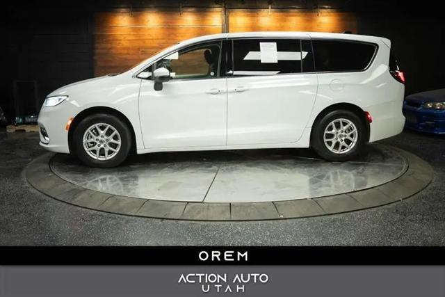 2023 Chrysler Pacifica Touring L for sale in Lehi, UT