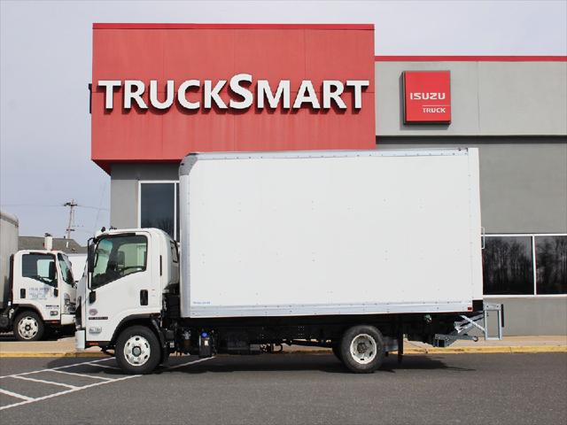 2025 Isuzu NPR Unknown