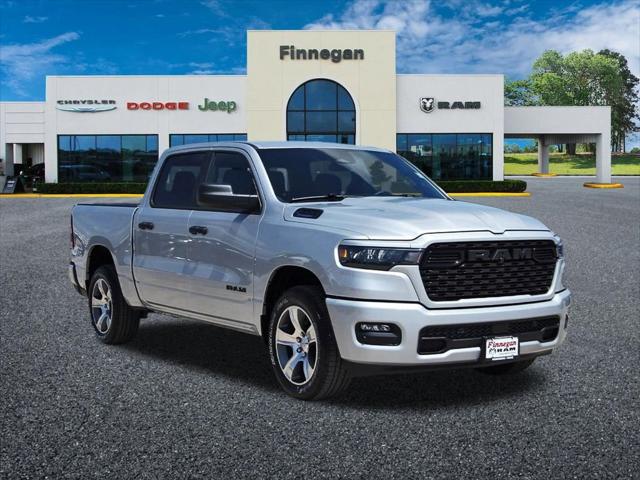 2026 RAM Ram 1500 RAM 1500 EXPRESS CREW CAB 4X2 57 BOX