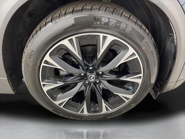 2024 Mazda X-90 Premium