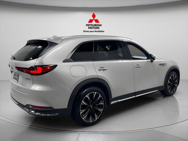 2024 Mazda X-90 Premium