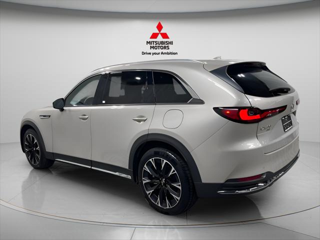 2024 Mazda X-90 Premium