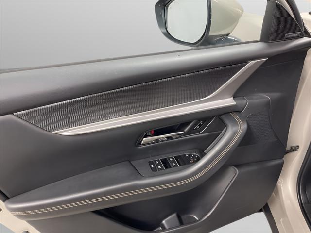 2024 Mazda X-90 Premium