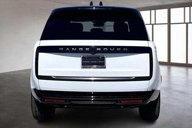 2026 Land Rover Range Rover P530 SE