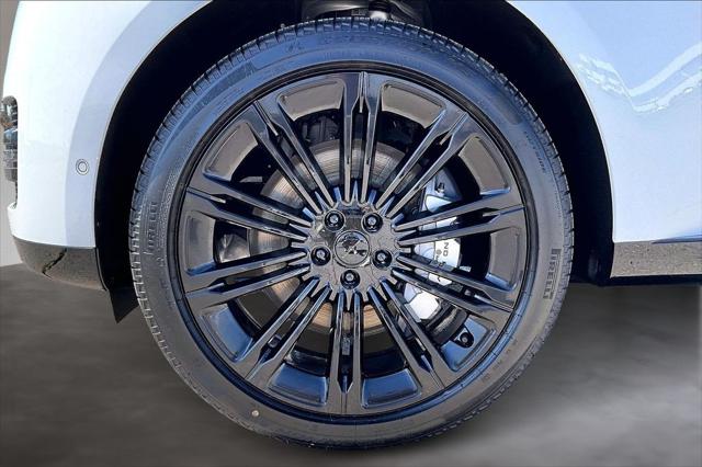 2026 Land Rover Range Rover P530 SE