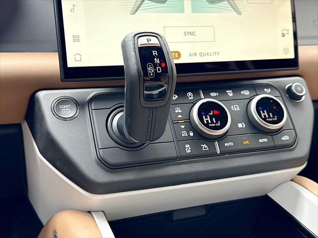 2026 Land Rover Defender P400 X-Dynamic SE