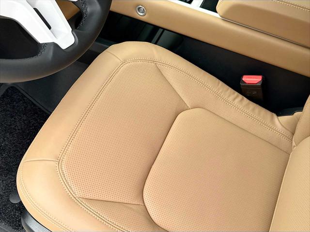 2026 Land Rover Defender P400 X-Dynamic SE