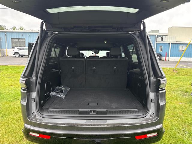 2026 Jeep Grand Wagoneer Limited Altitude 4x4