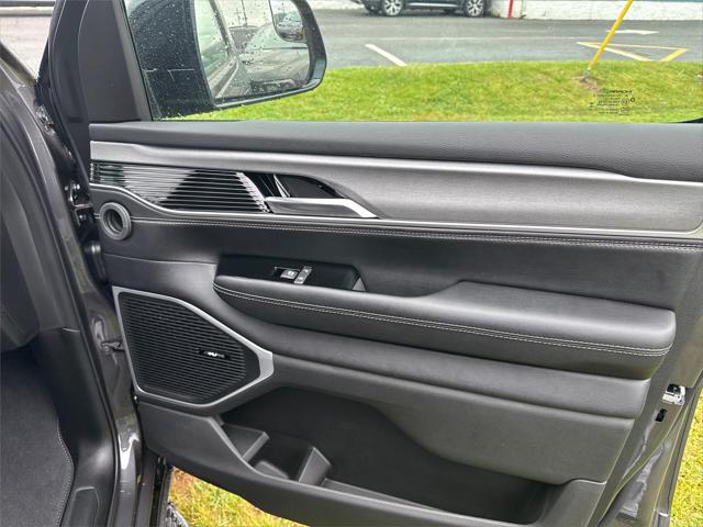 2026 Jeep Grand Wagoneer Limited Altitude 4x4