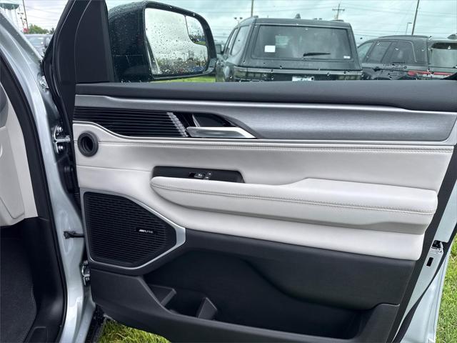 2026 Jeep Grand Wagoneer Limited Altitude 4x4
