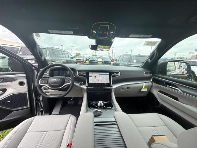 2026 Jeep Grand Wagoneer Limited Altitude 4x4