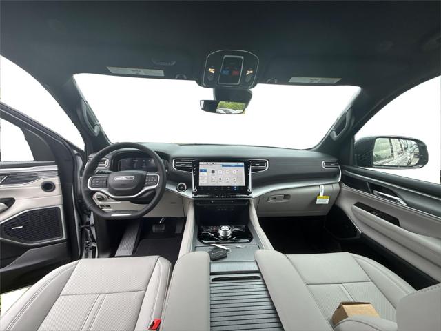 2026 Jeep Grand Wagoneer Limited Altitude 4x4