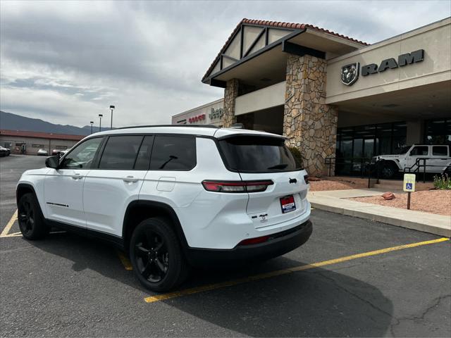 2023 Jeep Grand Cherokee L Altitude 4x4