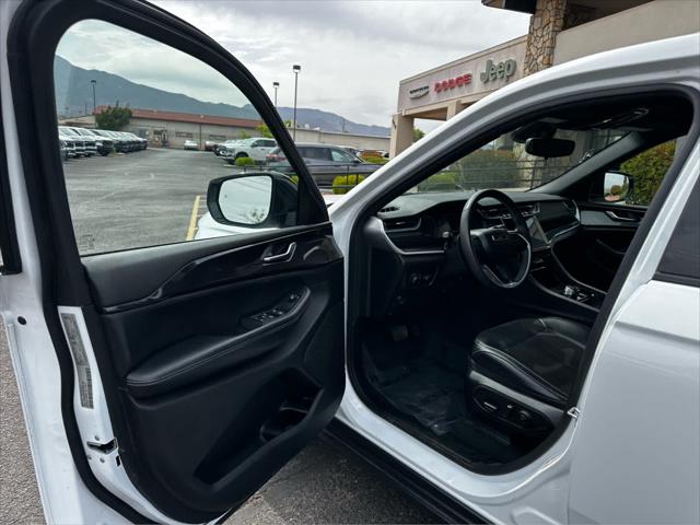 2023 Jeep Grand Cherokee L Altitude 4x4