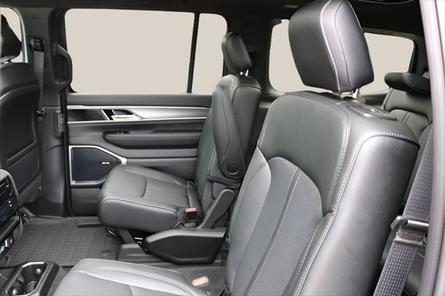 2026 Jeep Grand Wagoneer Upland 4x4