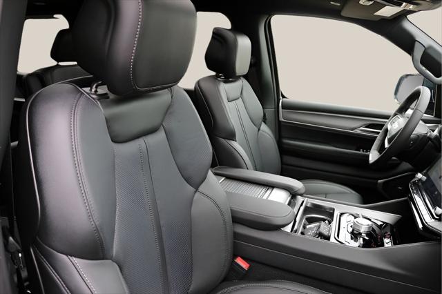2026 Jeep Grand Wagoneer Upland 4x4