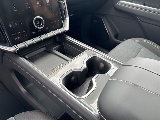 2026 GMC Acadia Elevation FWD