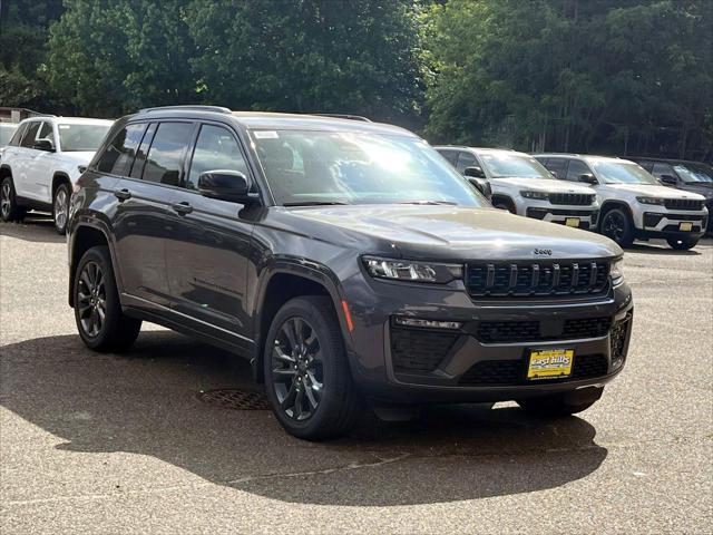 2026 Jeep Grand Cherokee GRAND CHEROKEE LIMITED RESERVE 4X4