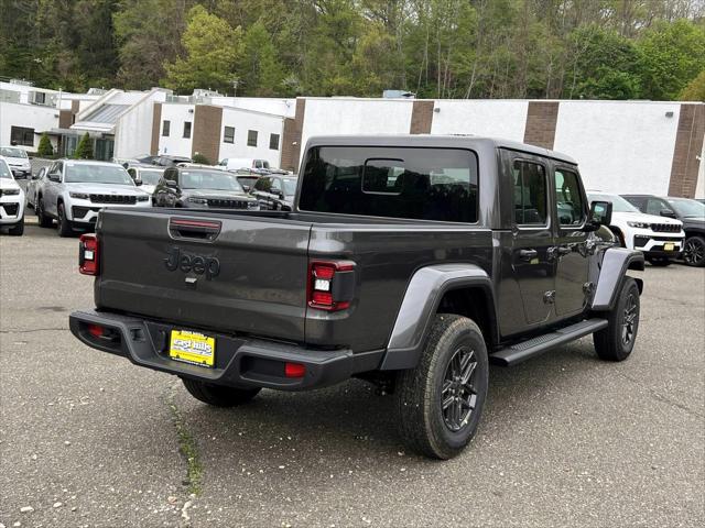 2026 Jeep Gladiator GLADIATOR SPORT S 4X4 2026 Jeep Gladiator GLADIATOR SPORT S 4X4