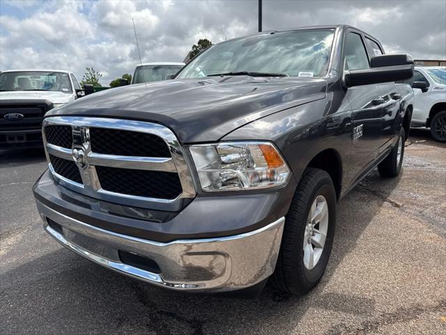 2023 Ram 1500 Classic SLT Crew Cab 4x4 5'7" Box