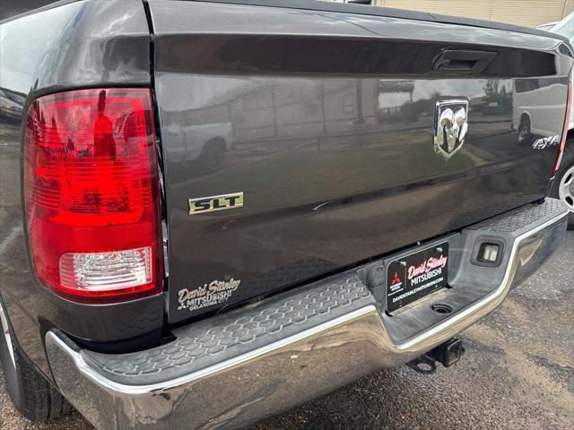 2023 Ram 1500 Classic SLT Crew Cab 4x4 5'7" Box