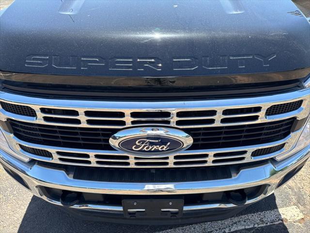 2024 Ford F-350 XLT