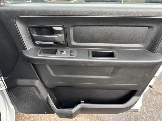2024 Ram 3500 Tradesman Crew Cab 4x4 8' Box