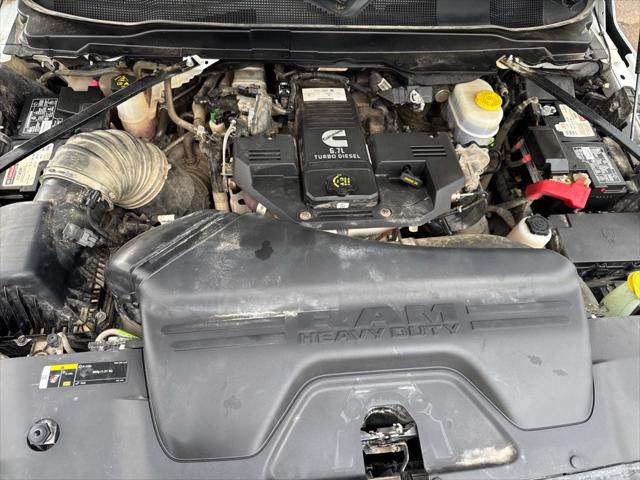 2024 Ram 3500 Tradesman Crew Cab 4x4 8' Box