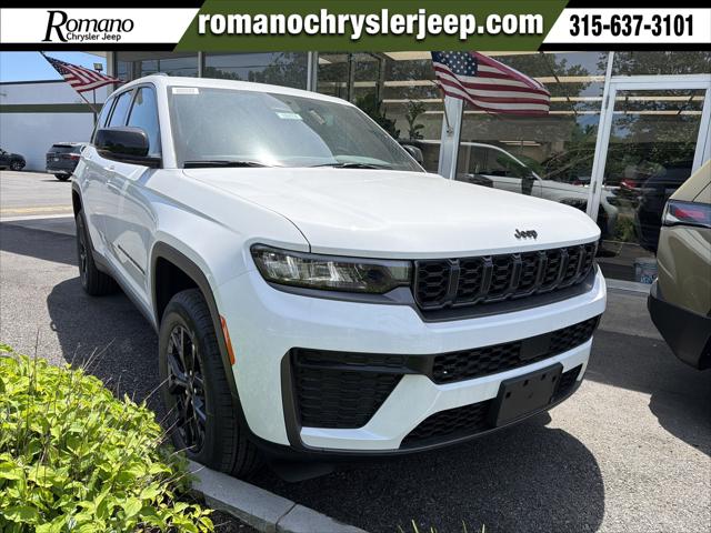 2026 Jeep Grand Cherokee GRAND CHEROKEE LAREDO ALTITUDE 4X4