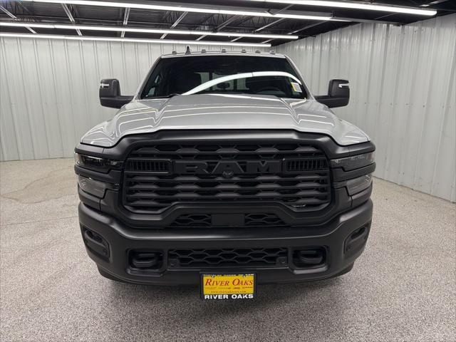 2026 RAM Ram 3500 RAM 3500 TRADESMAN CREW CAB 4X4 8 BOX