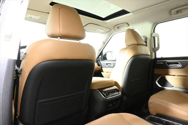 2026 INFINITI QX80 LUXE AWD
