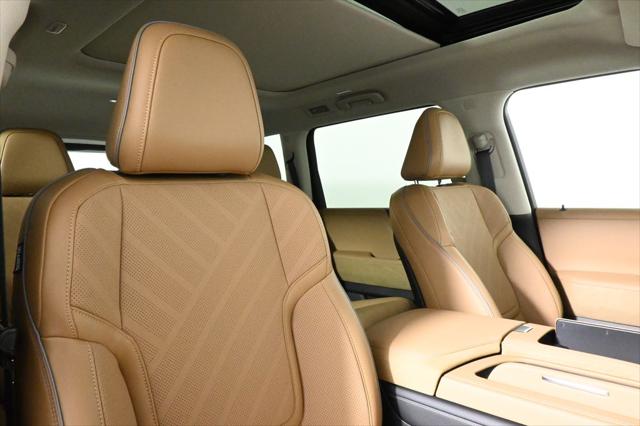 2026 INFINITI QX80 LUXE AWD