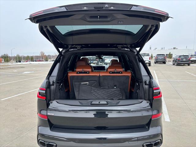 2024 BMW X7 M60i