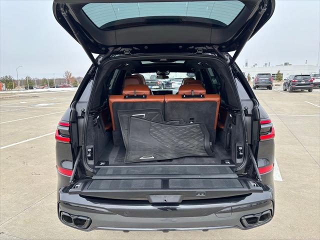 2024 BMW X7 M60i